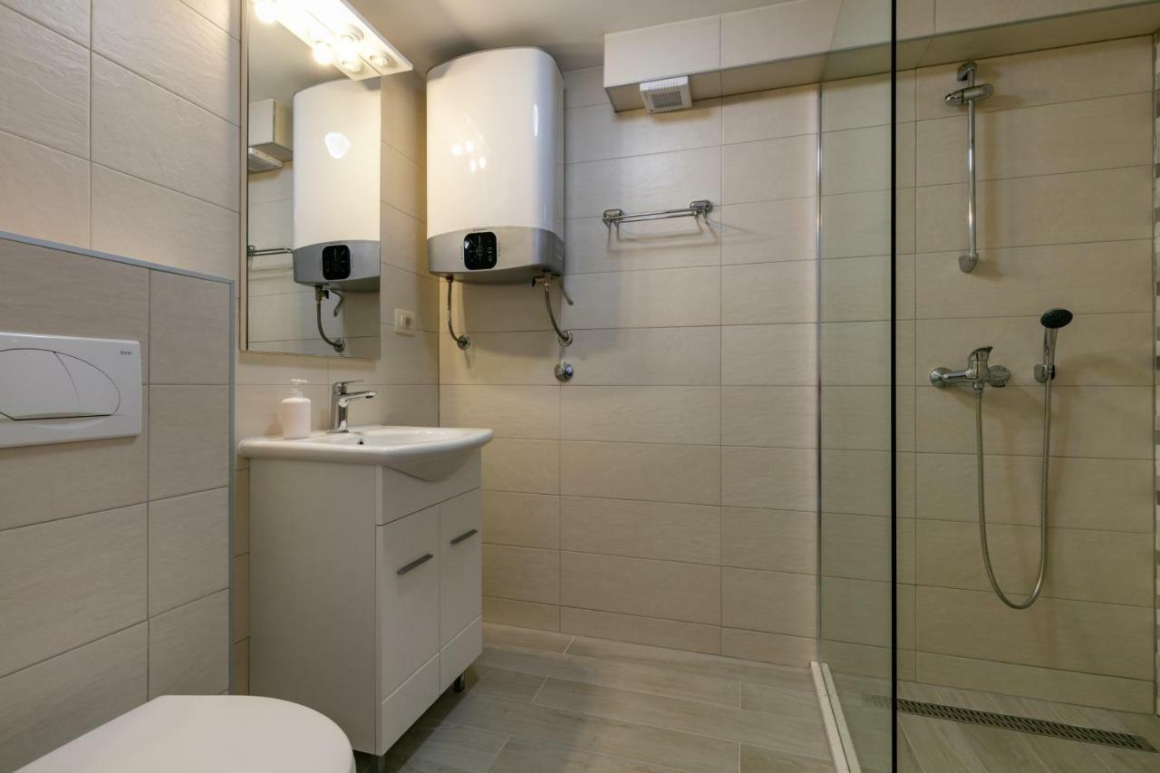 Studio Apartment Oleander Сплит Екстериор снимка