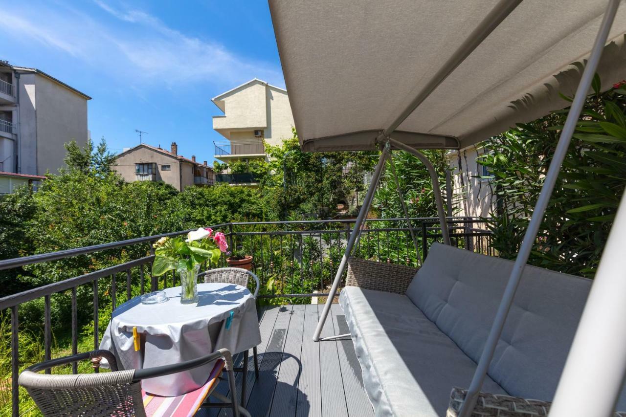 Studio Apartment Oleander Сплит Екстериор снимка